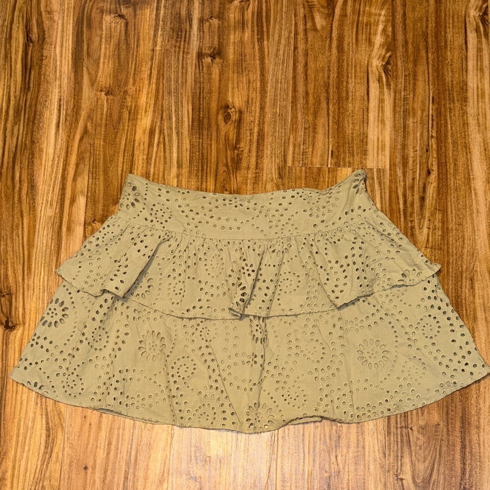 Express women’s 14 large skirt mini light sage green  Eyelet tiered boho basic